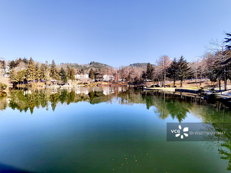 冬天四明山仰天湖风景图片素材