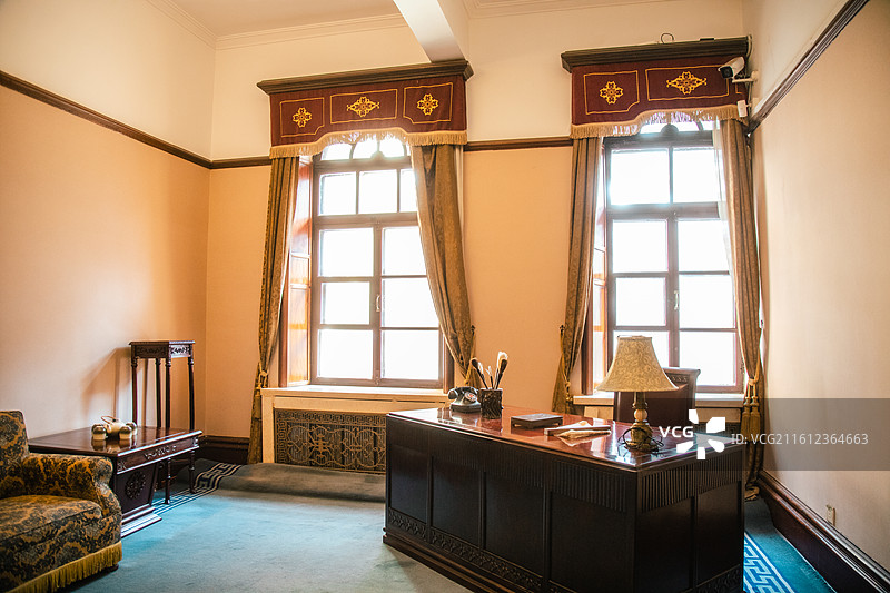 吉林长春伪满皇宫博物院勤民楼吉冈安直办公室图片素材