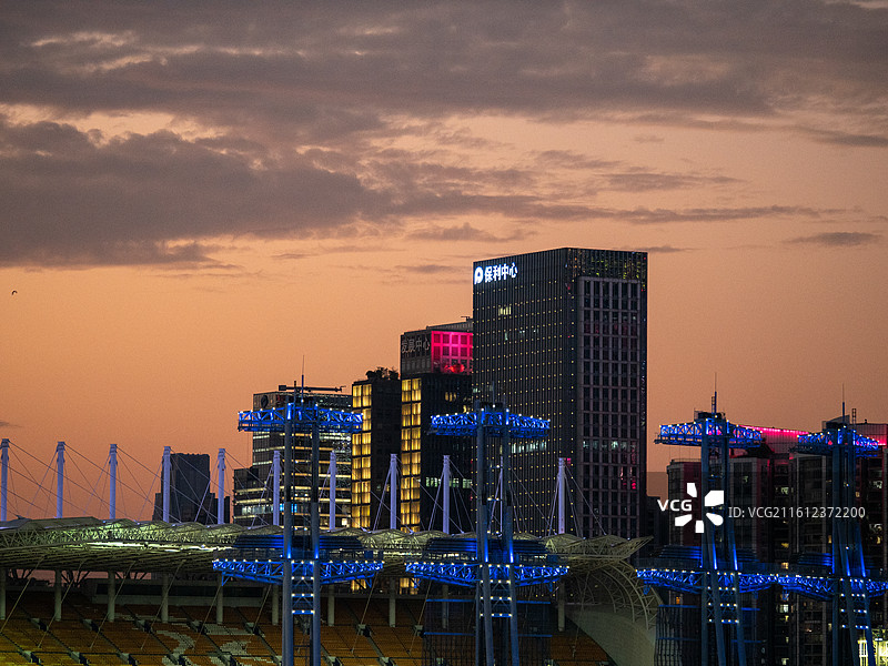 夜景，广州珠江新城CBD，夜间城市天际线图片素材