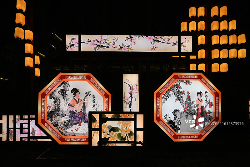 第40届南京秦淮灯会白鹭洲公园展区璀璨亮灯图片素材