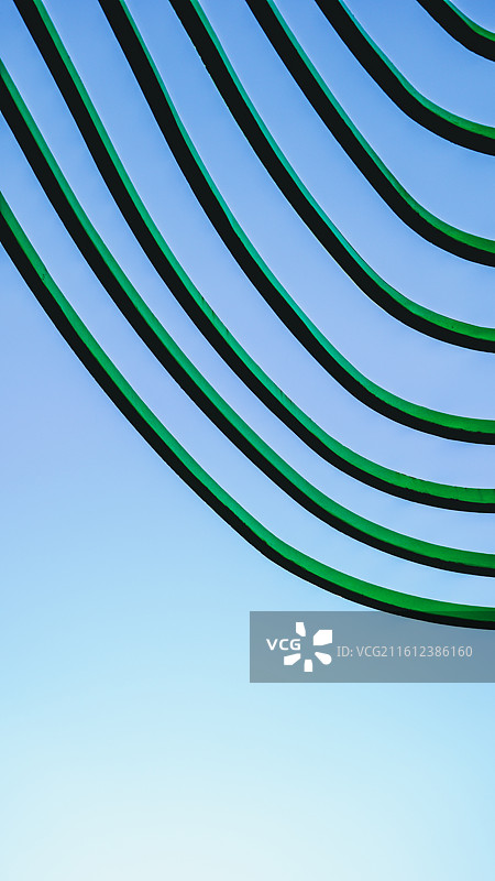 绿色弧形栏杆（北京四得公园）图片素材