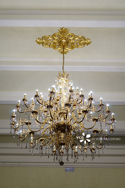 伪满皇宫水晶吊灯图片素材