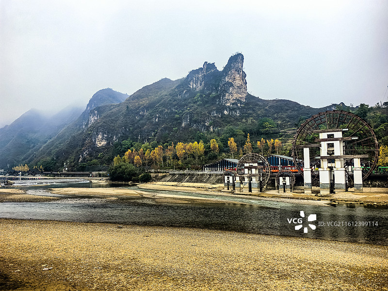 中国贵州省黔东南州施秉县杉木河景区，杉木河漂流 ，水墨云山，白沙井，鸡公山图片素材