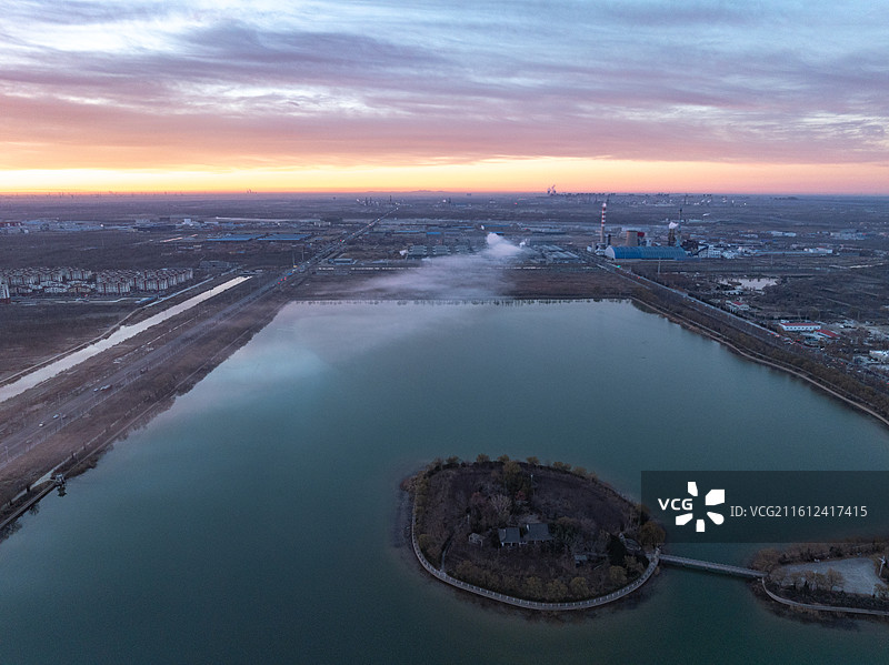 山东省滨州市无棣县城市日出云海朝霞图片素材