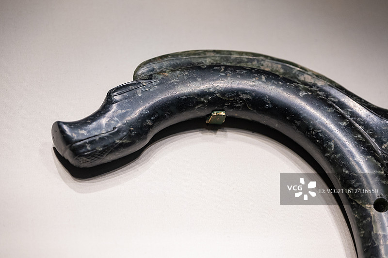 国家博物馆 新石器时代红山文化 玉龙 C形龙  1971年内蒙古翁牛特旗赛沁塔拉出土 禁止出境文物图片素材