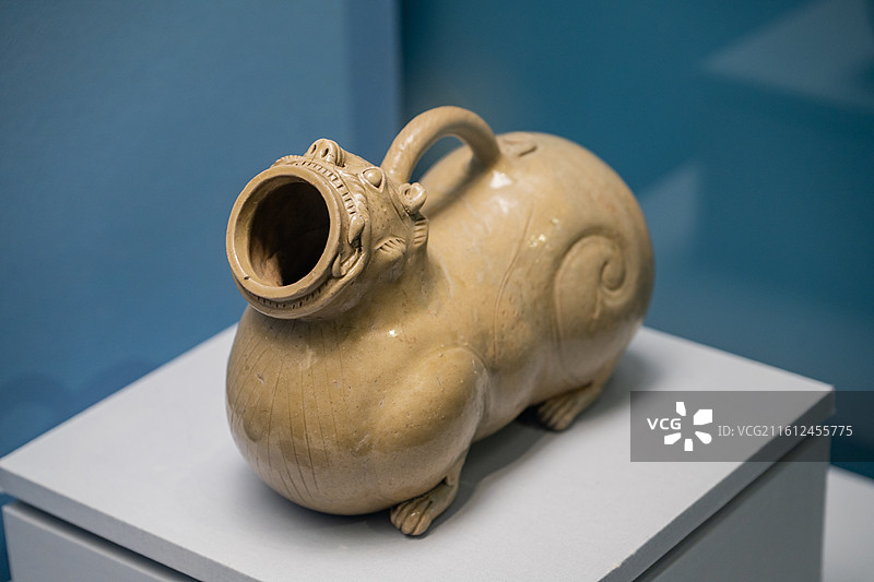 国家博物馆 西晋 青釉虎子 1974年江苏南京栖霞岭甘家巷三国（吴）墓出土图片素材
