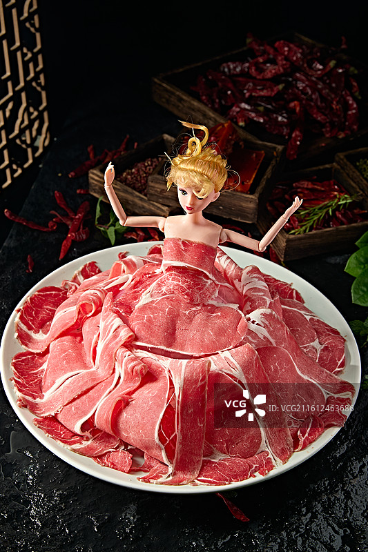 火锅涮品和牛肉卷切片图片素材
