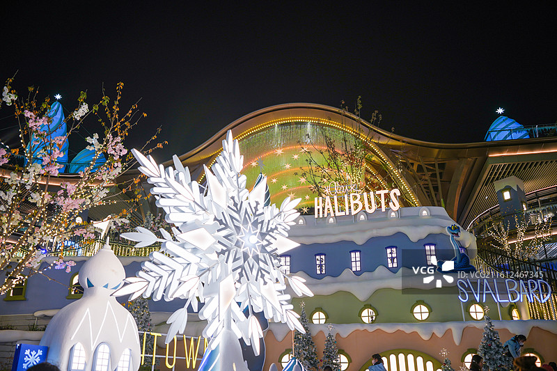 上海虹桥前湾印象城MEGA商场建筑空间商铺展览图片素材