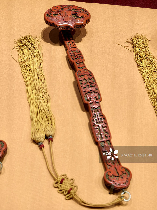 故宫博物院～剔红八仙祝寿图如意，清中期图片素材