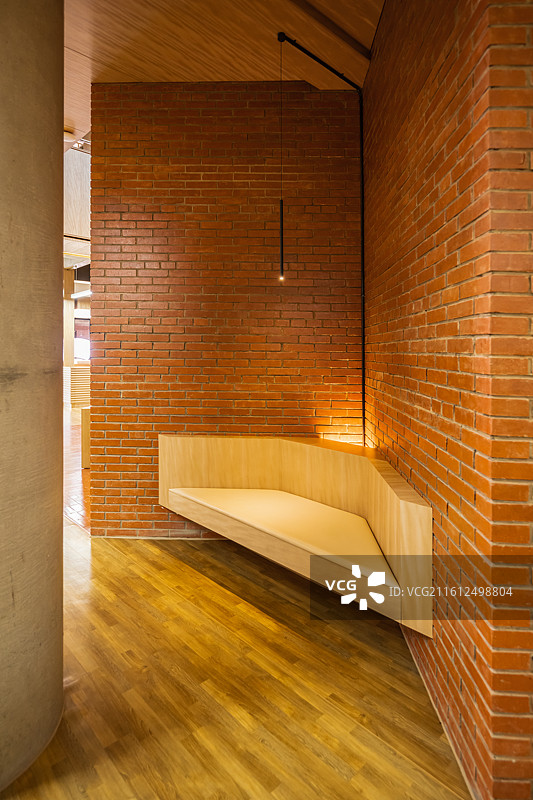 德巴图书馆位于‌四川省甘孜藏族自治州炉霍县，海拔约‌4000米‌，于‌2020年‌建成。‌图片素材