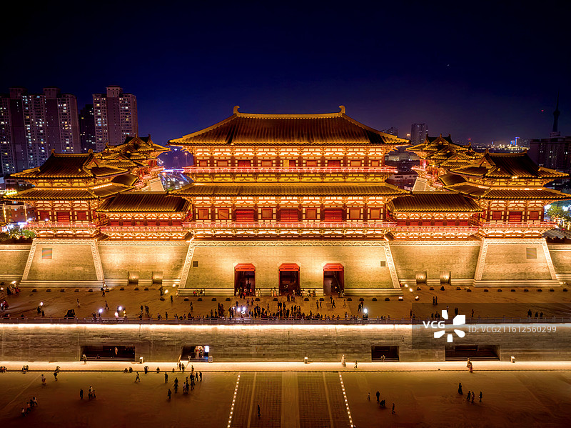 中国河南洛阳隋唐洛阳城国家遗址公园应天门航拍夜景风光图片素材