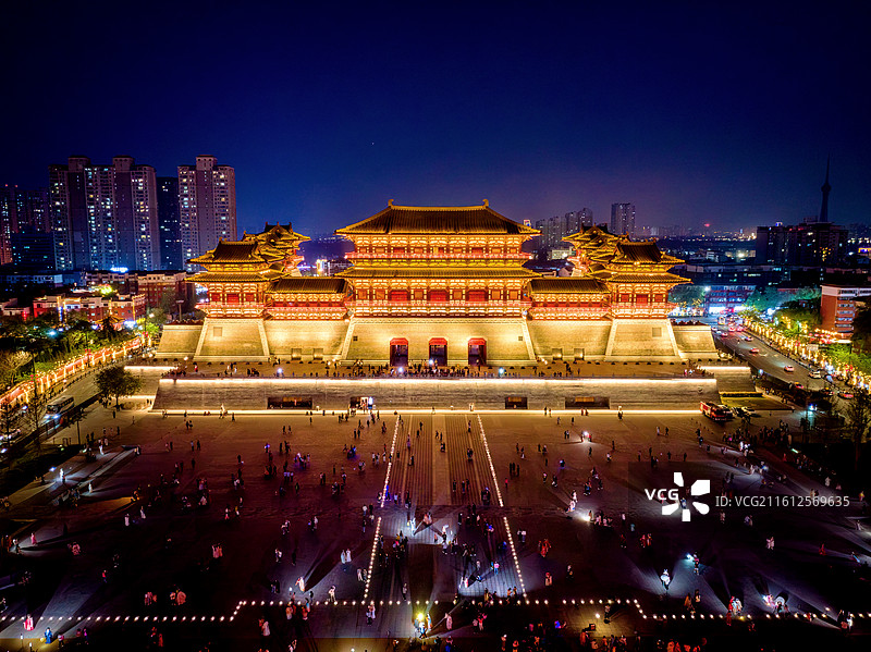 中国河南洛阳隋唐洛阳城国家遗址公园应天门航拍夜景风光图片素材