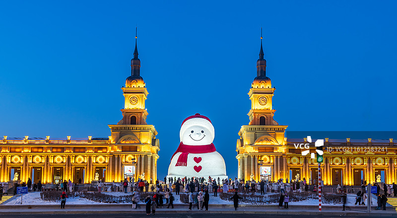 哈尔滨音乐长廊“大雪人”图片素材