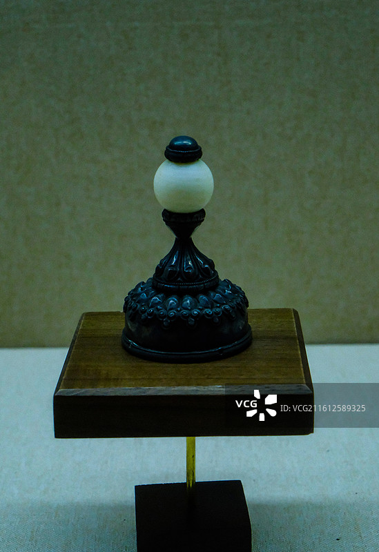 中国海南省三亚市三亚山海贝文化博物馆藏品 ，砗磲饰品，珍珠贝饰品，螺钿饰品，砗磲制品图片素材