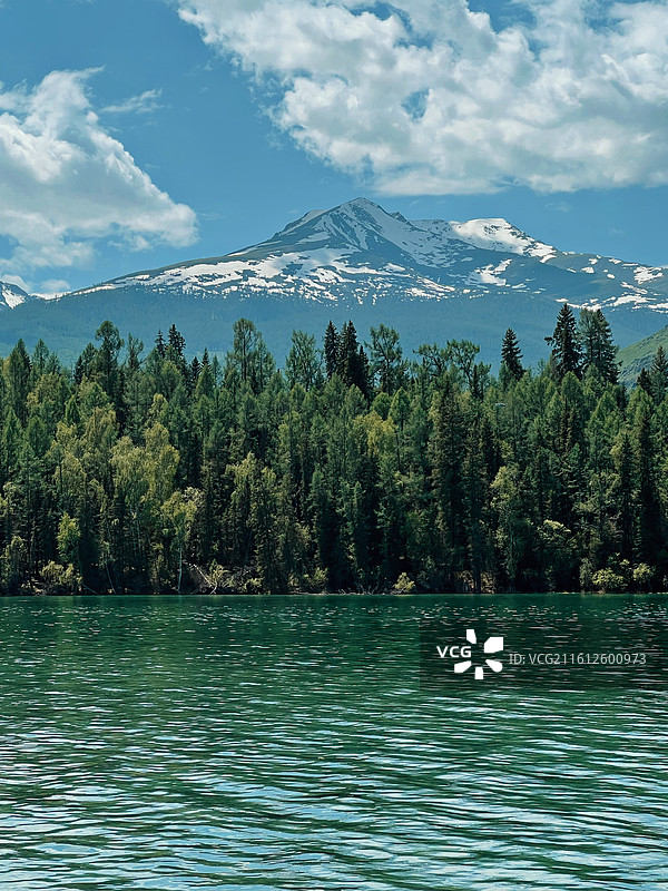 新疆阿勒泰喀纳斯图片素材