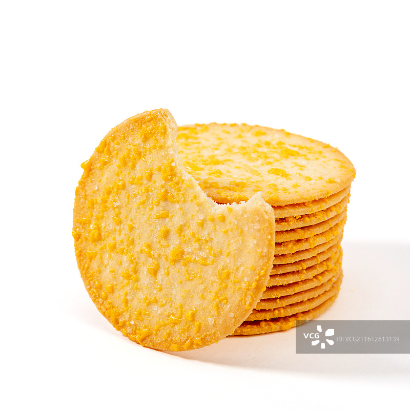 蛋黄土豆味喷浆薄脆饼干图片素材