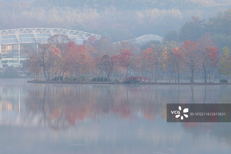 前湖的秋图片素材