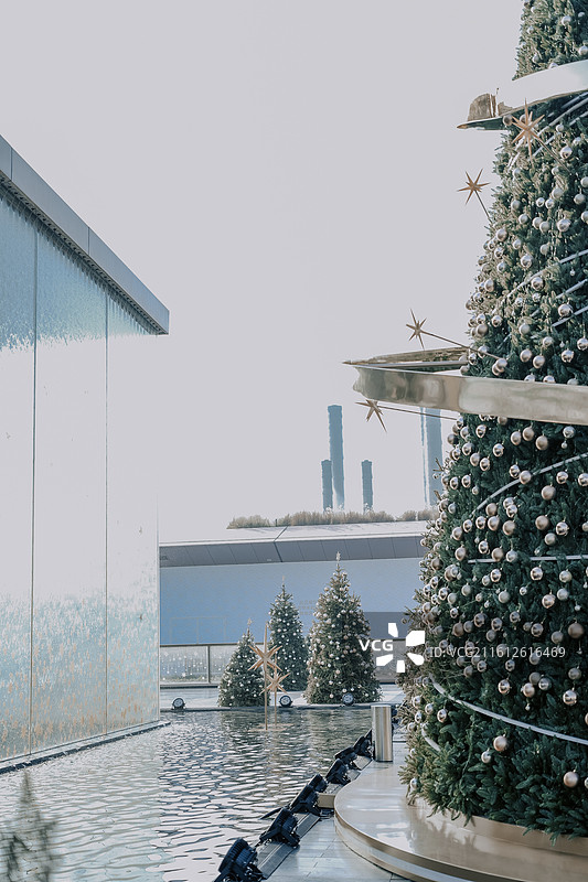 成都skp圣诞布置，skp商场，圣诞节，圣诞，2025年圣诞，圣诞主题，圣诞树，圣诞小熊，过节，圣诞图片素材