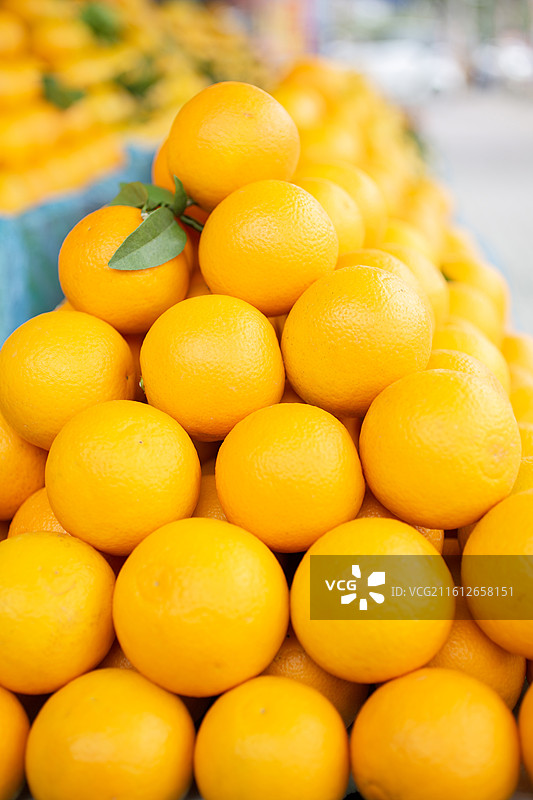 廉江红橙市面上出售的水果全画幅图片素材