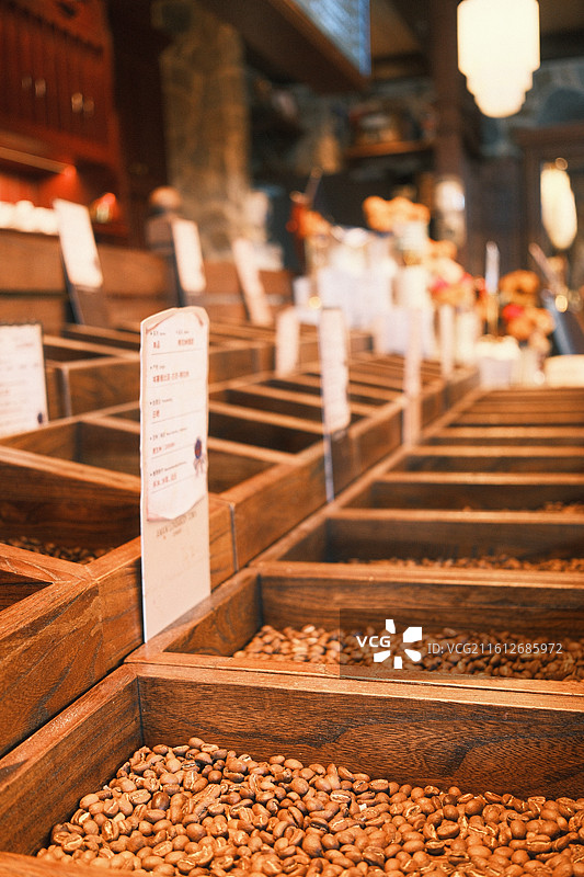 天津英伦风格烘焙店西点图片素材