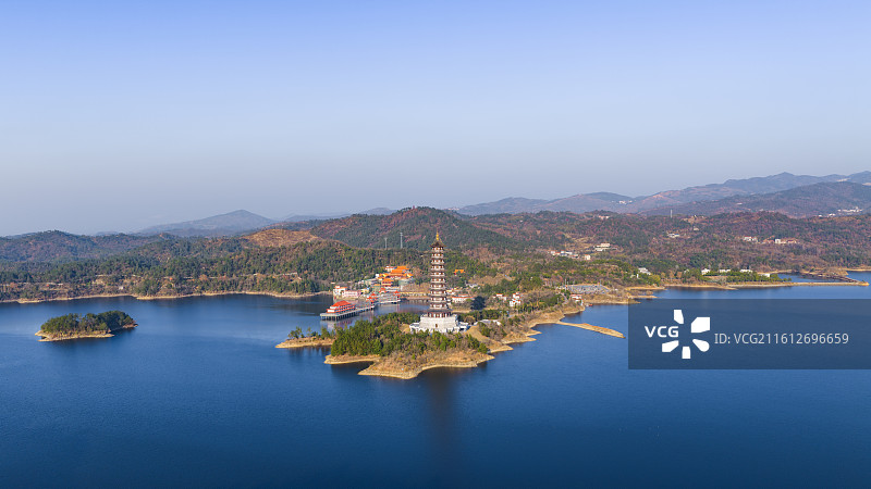 湖北武汉市新洲区道观河风景区冬季景象及周边水库全景图图片素材