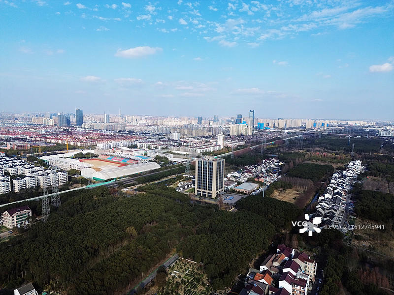 上海市奉贤区南桥镇，城市风光，无人机航拍图片素材