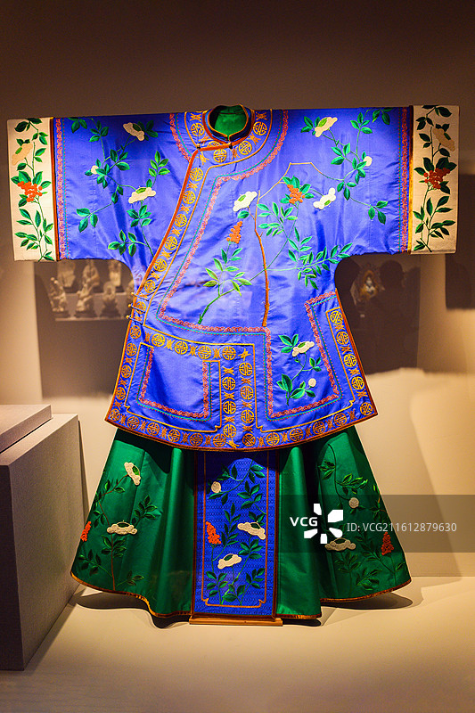 中国工艺美术馆传统服饰刺绣工艺布艺图片素材