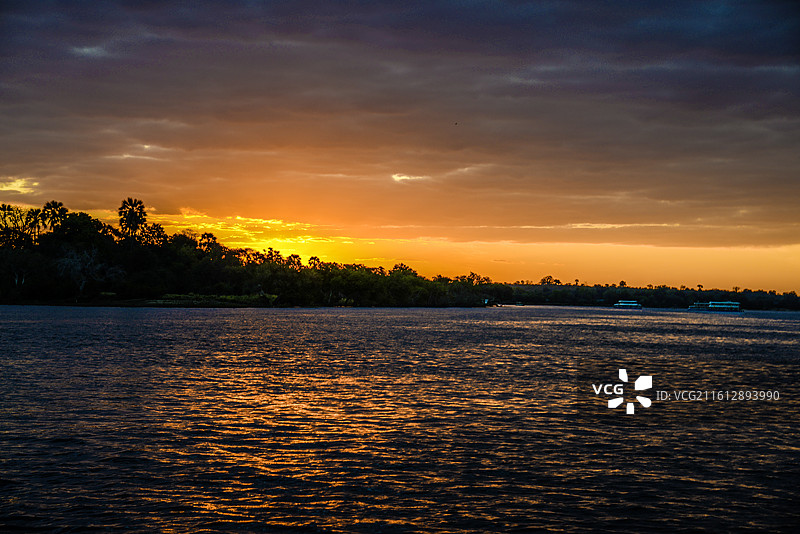 津巴布韦赞比亚河日落风光图片素材