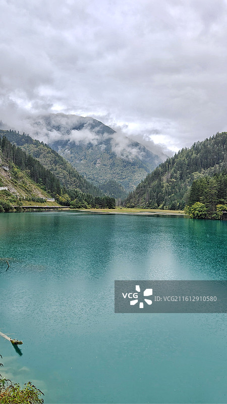 风景如画        摄于九寨沟县九寨沟景区。图片素材
