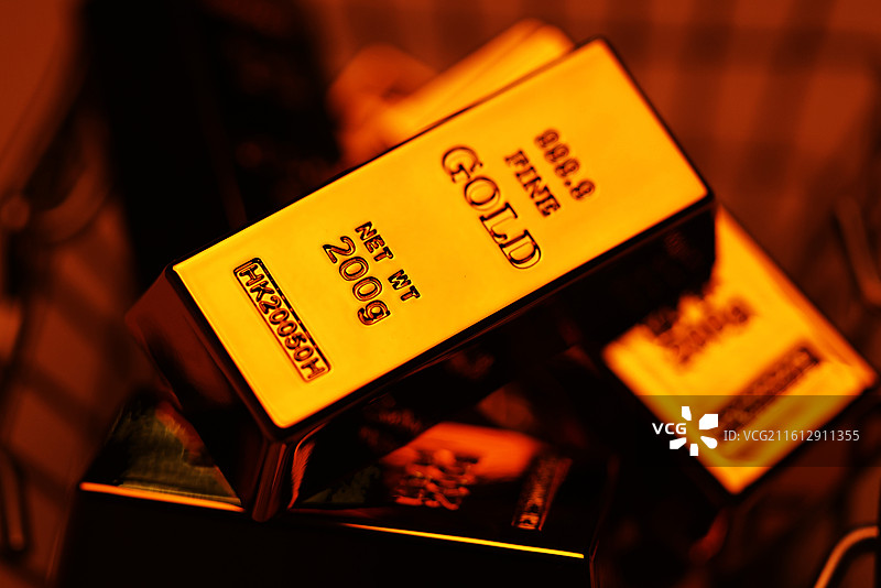 黄金投资回报概念：现货黄金 黄金价格 黄金投资 黄金市场图片素材