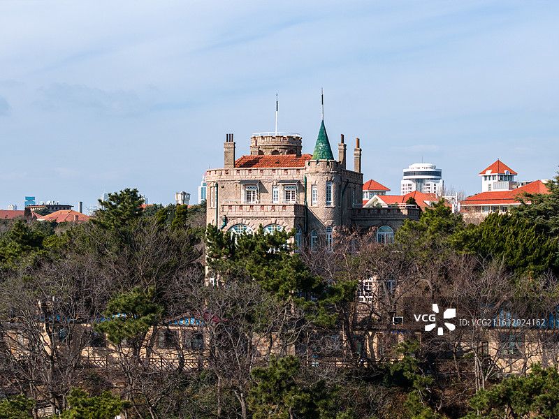 八大关花石楼冬季风光图片素材