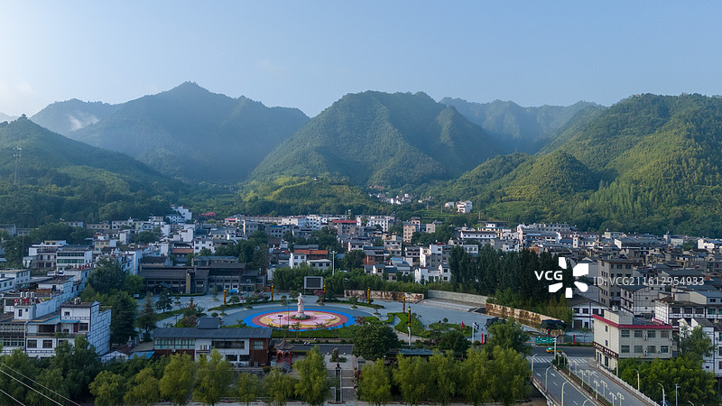 陕西省商洛市丹凤县竹林关镇桃花谷图片素材