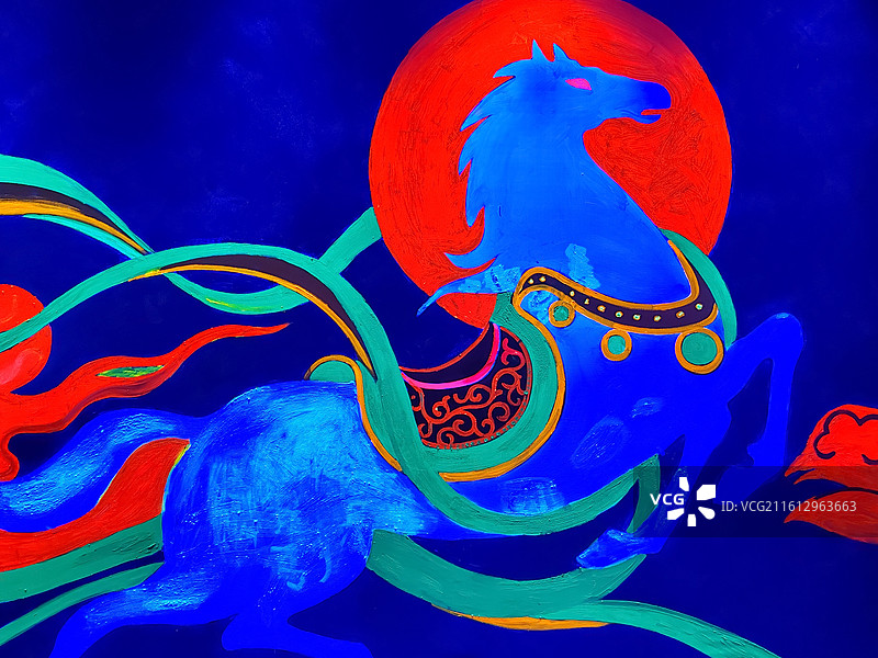 蓝色的奔腾的马和红色的太阳 荧光画图片素材