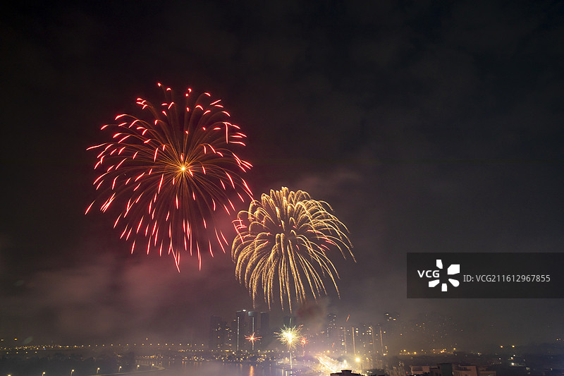佛山市半月岛跨年夜烟花秀图片素材