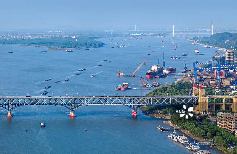 南京长江航运繁忙图片素材
