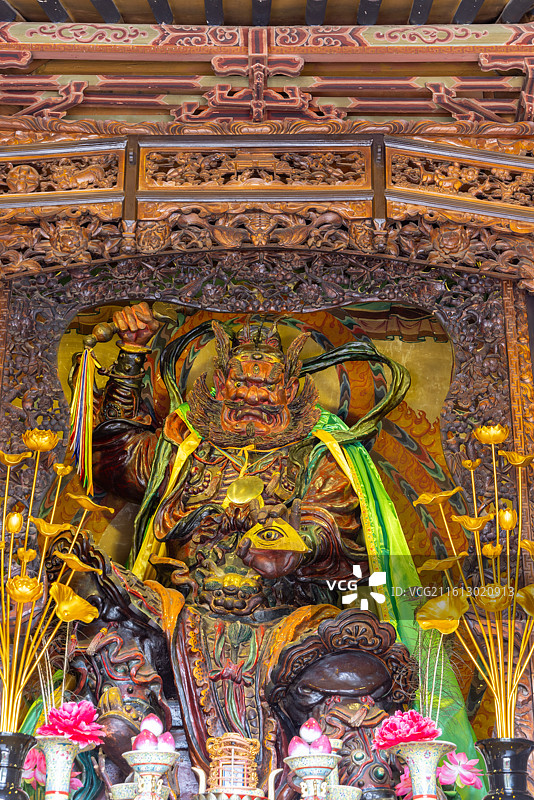 青海西宁北山（凤凰山北麓）的土楼观内灵官殿供奉的灵官图片素材