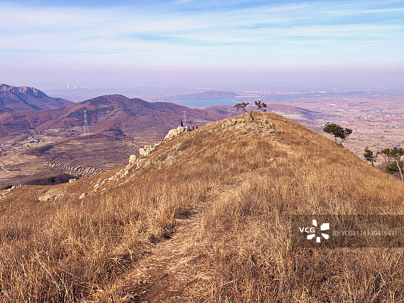 冬天元旦，莒县梁甫山山脊最美风景线图片素材