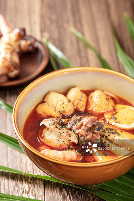 东南亚冬阴功海鲜汤图片素材
