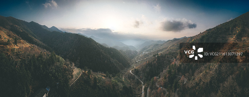 黄山阳产土楼风光图片素材