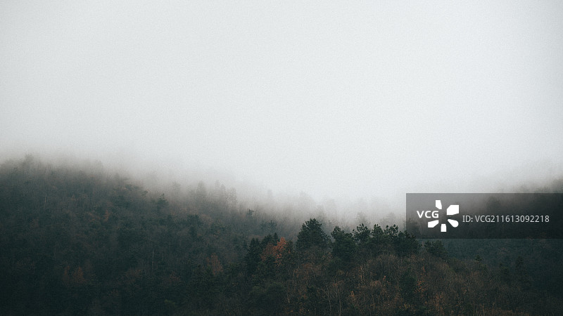 黄山阳产土楼风光图片素材