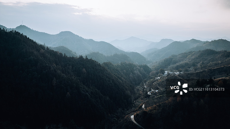 黄山阳产土楼风光图片素材