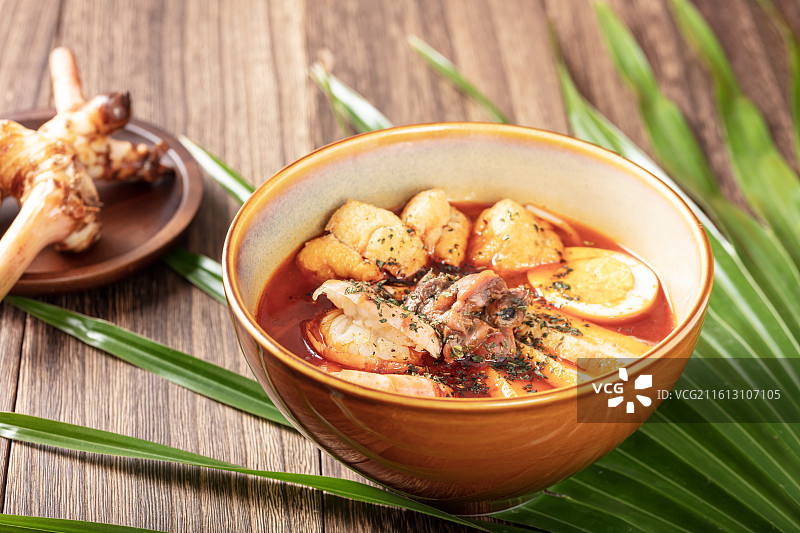 东南亚冬阴功海鲜汤图片素材