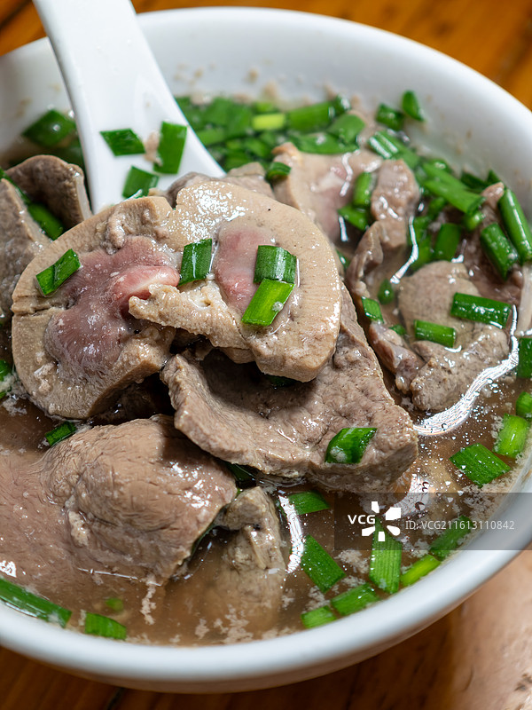 广州西关传统美食牛三星汤特写图片素材