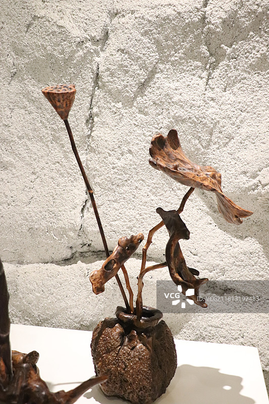 吉林市博物馆藏-匠心传承木雕工艺品图片素材