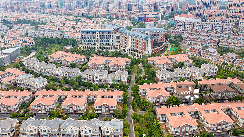 河南郑州荥阳洞林湖新田城房地产住宅建筑图片素材