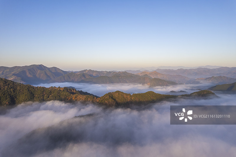浙江千岛湖新安江云海图片素材