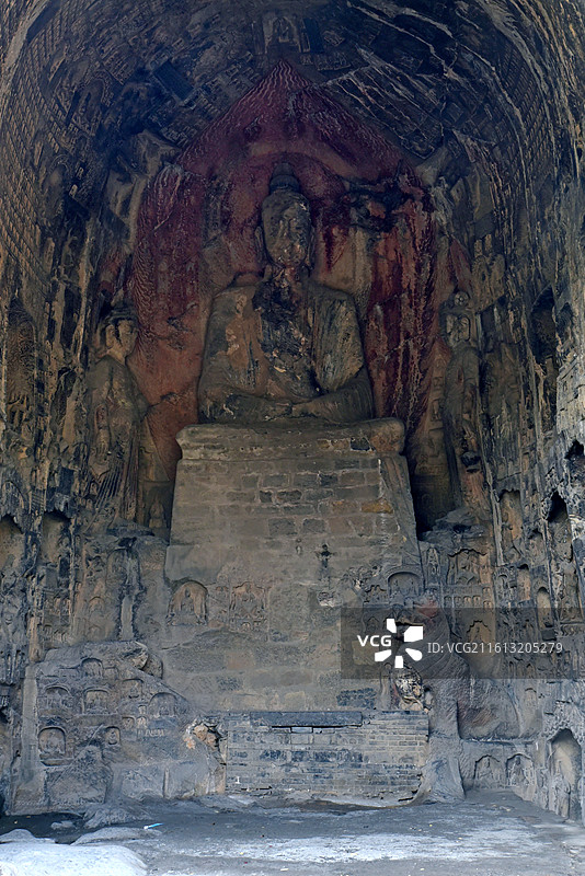 洛阳龙门石窟古阳洞图片素材