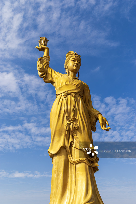 妈祖雕像-福建莆田湄洲岛图片素材