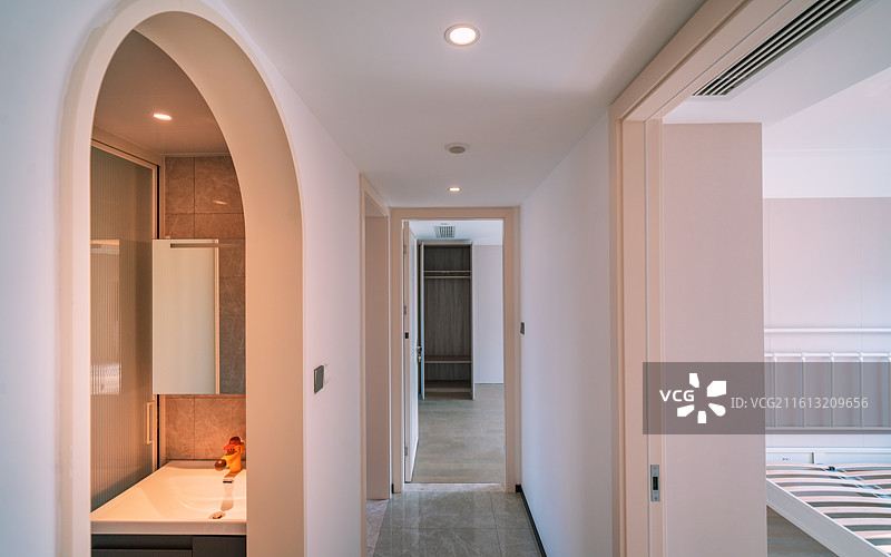 家庭简约法式奶油风装潢图片素材