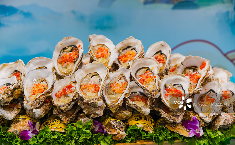 豉油爆蚝皇    山东威海“千里山海宴”的菜品  海蛎子  牡蛎  海鲜图片素材